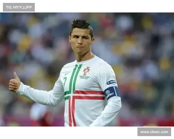 C罗与希季尔两位前锋的风格对比与球场表现分析